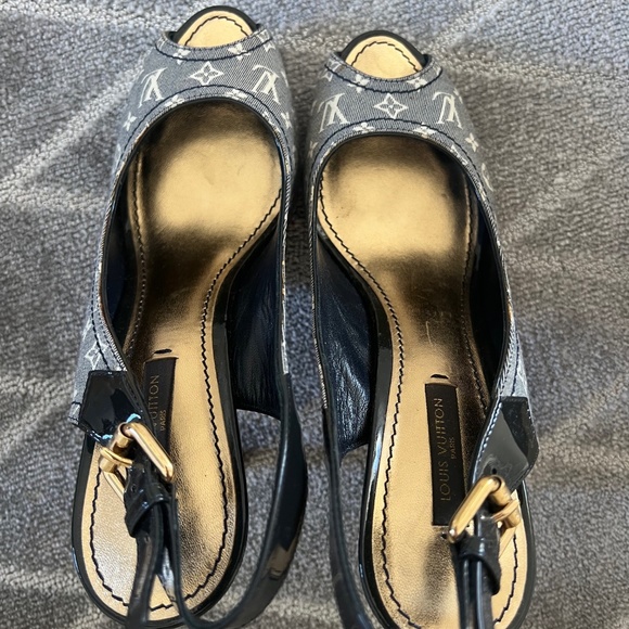 Louis Vuitton Peep Toe Sandals with Wooden Heel - Picture 1 of 9